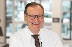 Dr. Andreas Mohr