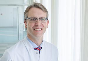Privatdozent Dr. med. Christian Pox